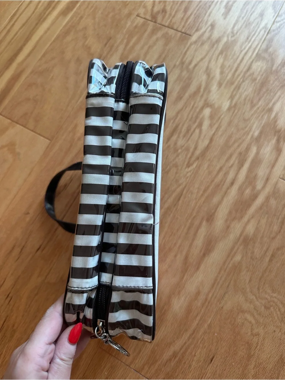 Henri Bendel Runway Girls Vtg Train Case Cosmetic Travel Makeup Toiletries Bag